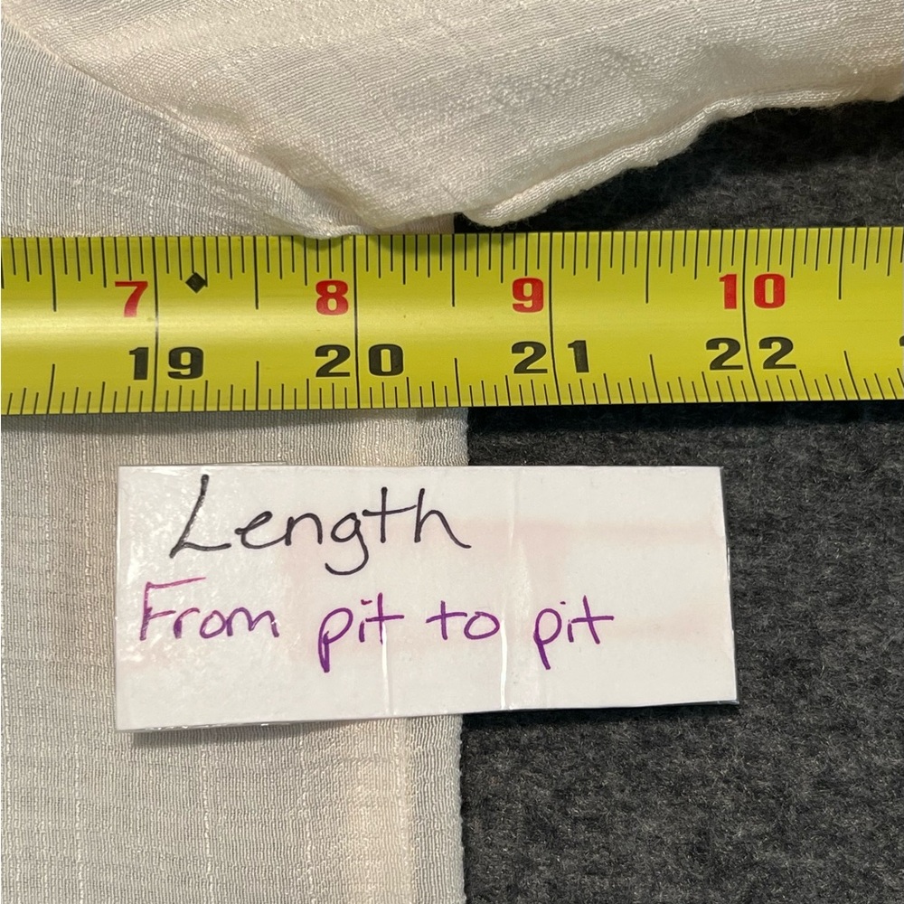 Ruby Rd top‎ - Picture 4 of 5